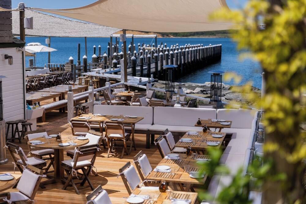 Duryeas Sunset Cottages - Montauk - Restaurant