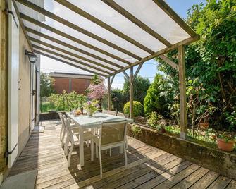 Large Character House, Pool and Spa - Barbaste - Patio