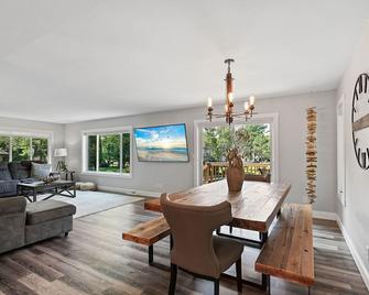Lake Living on Castle Rock Lake, Close to WI Dells, Family Friendly - Mauston - Comedor