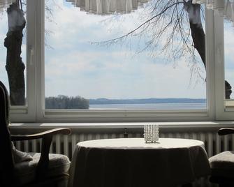 Exklusive Ferienwohnung Strohberg - Plön - Restaurant