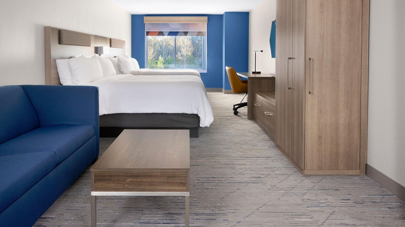 Holiday Inn Express & Suites Bridgeport by IHG