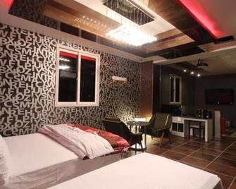 Anne Motel - Daegu - Habitación