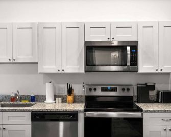 Cozysuites Stunning 1br In Downtown Pitts #9 - Pittsburgh - Kitchen