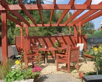 The Old Red Lion - Thame - Patio