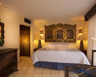 Playa Los Arcos Hotel Beach Resort & Spa - Puerto Vallarta - Bedroom