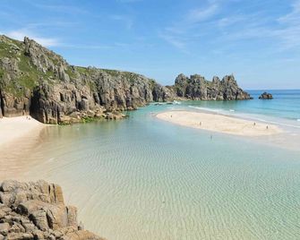 Architect Designed Luxury 2 Bedroom 5 Star Suite - Torquay - Beach