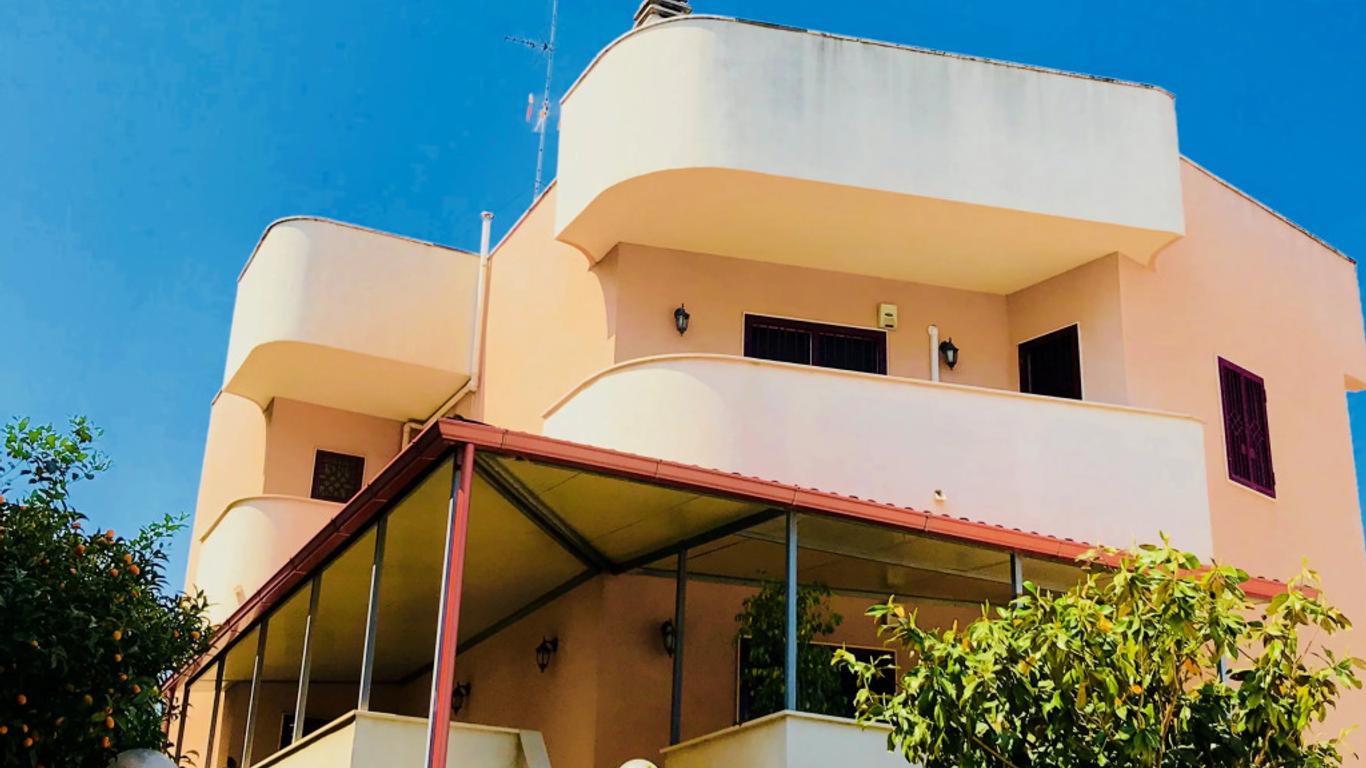 Villa Aurora B&B