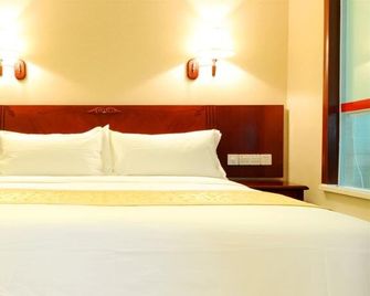 Vienna Hotel Yueyang Zhanqian Road - Yueyang - Bedroom