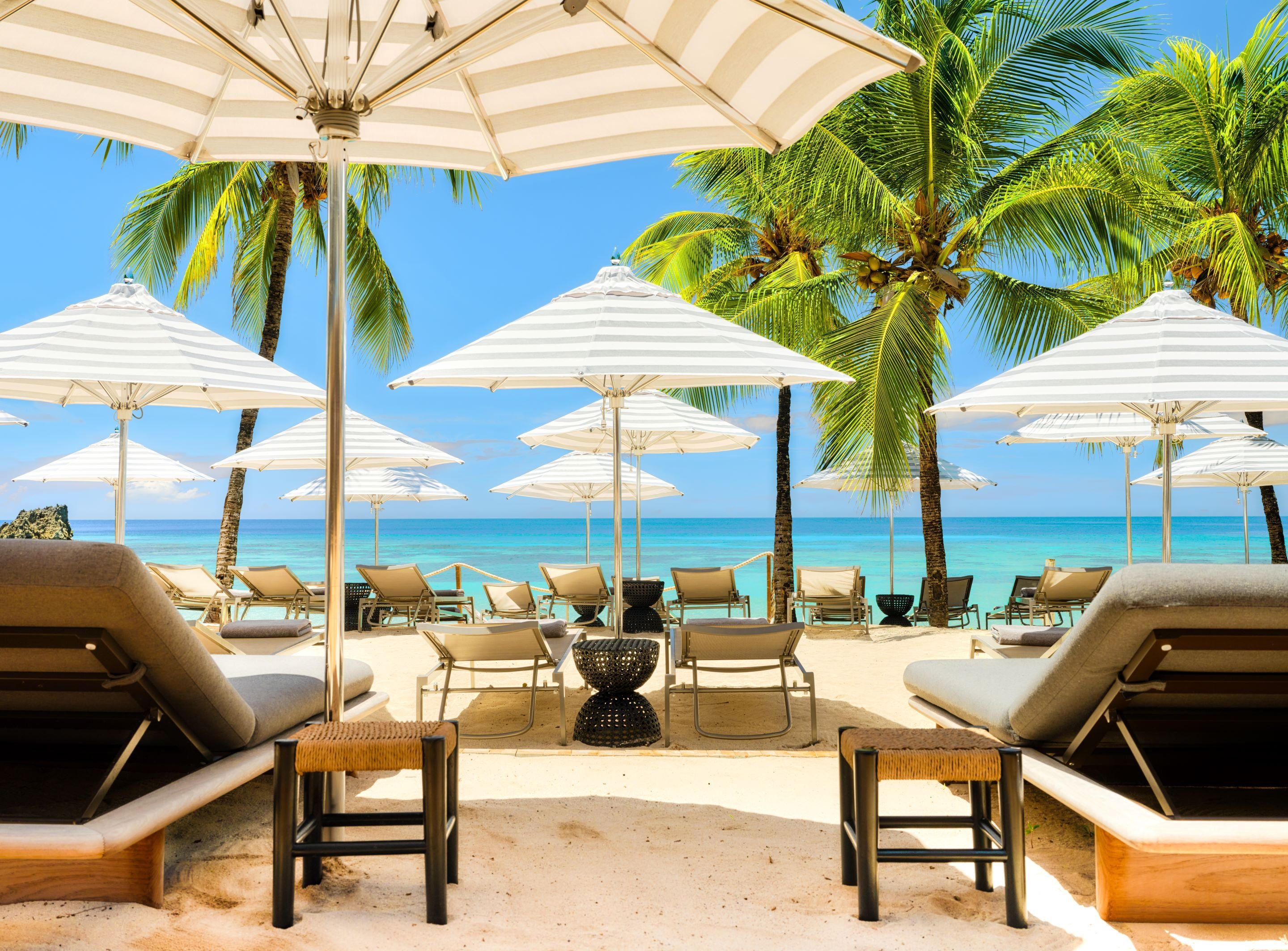 كيمبتون جراند روتان ريزورت آند سبا باي آيتش جي - Coxen Hole - شاطئ