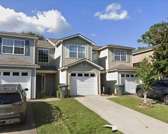 Townhouse minutes away from the Ft.Rucker gate - Enterprise - Building