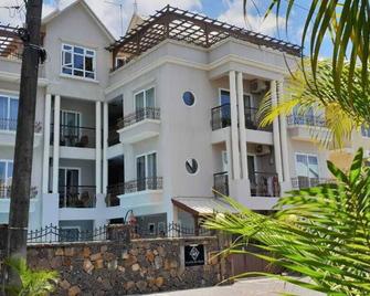 Northern Pearl Luxury Apartments - Trou Aux Biches - Bâtiment