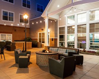 Residence Inn by Marriott Decatur Forsyth - Forsyth - Terasa