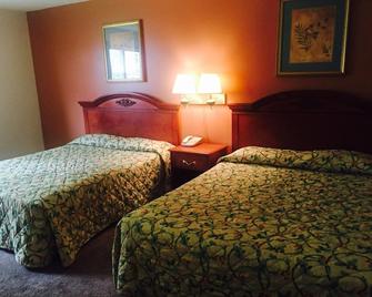 Penn Terrace Motel - Beaver Meadows - Bedroom