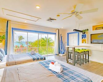 Panoramic Cottage at Love Beach - Pool - Nassau
