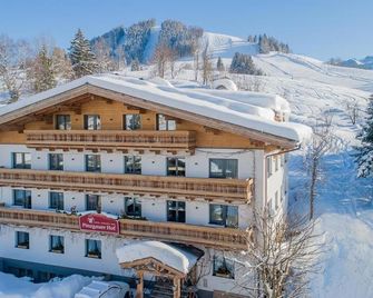 Pension Pinzgauer Hof - Maria Alm am Steinernen Meer - Bygning