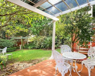The Secret Garden - Terrigal - Innenhof