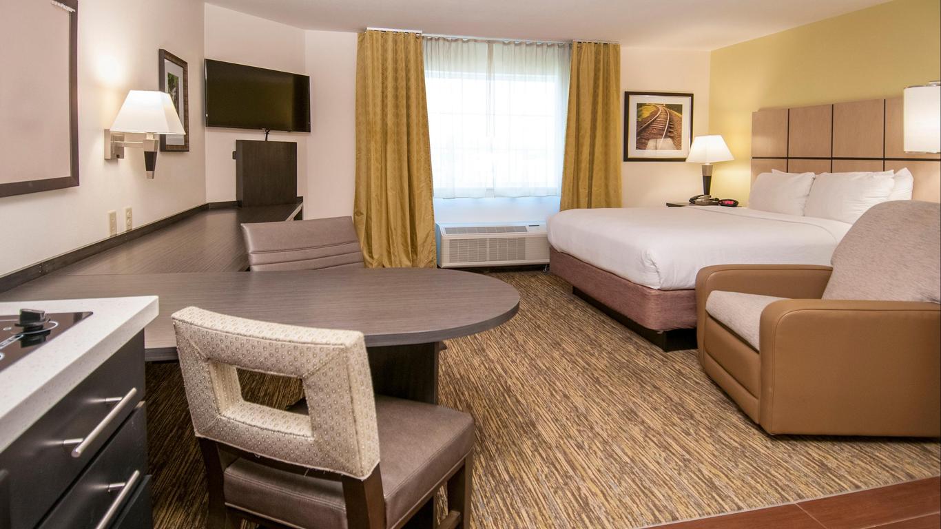 Candlewood Suites Baton Rouge - College Drive