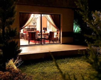 Guesthouse 100m with a Garden 400m (zahle) - Zahle - Patio