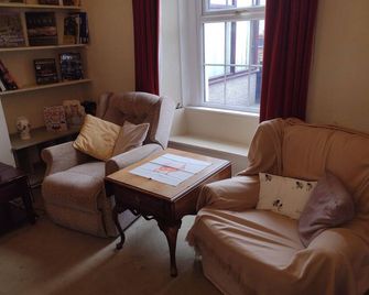 Remarkable 3-Bed House in Millom - Millom - Huiskamer