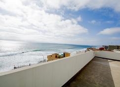 Ocean-VIEW Two Story Condo on the beach - Tijuana - Balcony