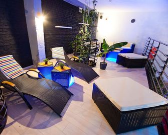 Hotel Malinowski Business - Gliwice - Patio