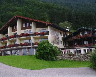 Alpenhotel Beslhof - Ramsau - Building