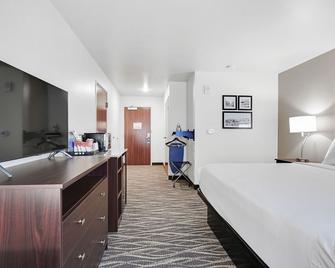 Cobblestone Hotel & Suites - Mosinee - Mosinee - Schlafzimmer