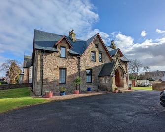 Cambeth Lodge Guesthouse - Inverness - Edificio