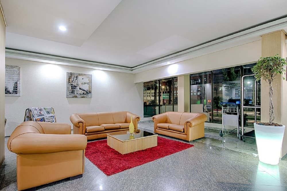 Hotel Golden Park Curitiba - קוריטיבה - לובי