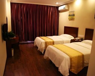 Green Tree Inn Shengfang Furniture City - Langfang - Bedroom