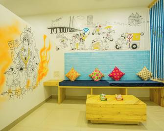 Nap Manor Hostels - Bombay - Sala de estar