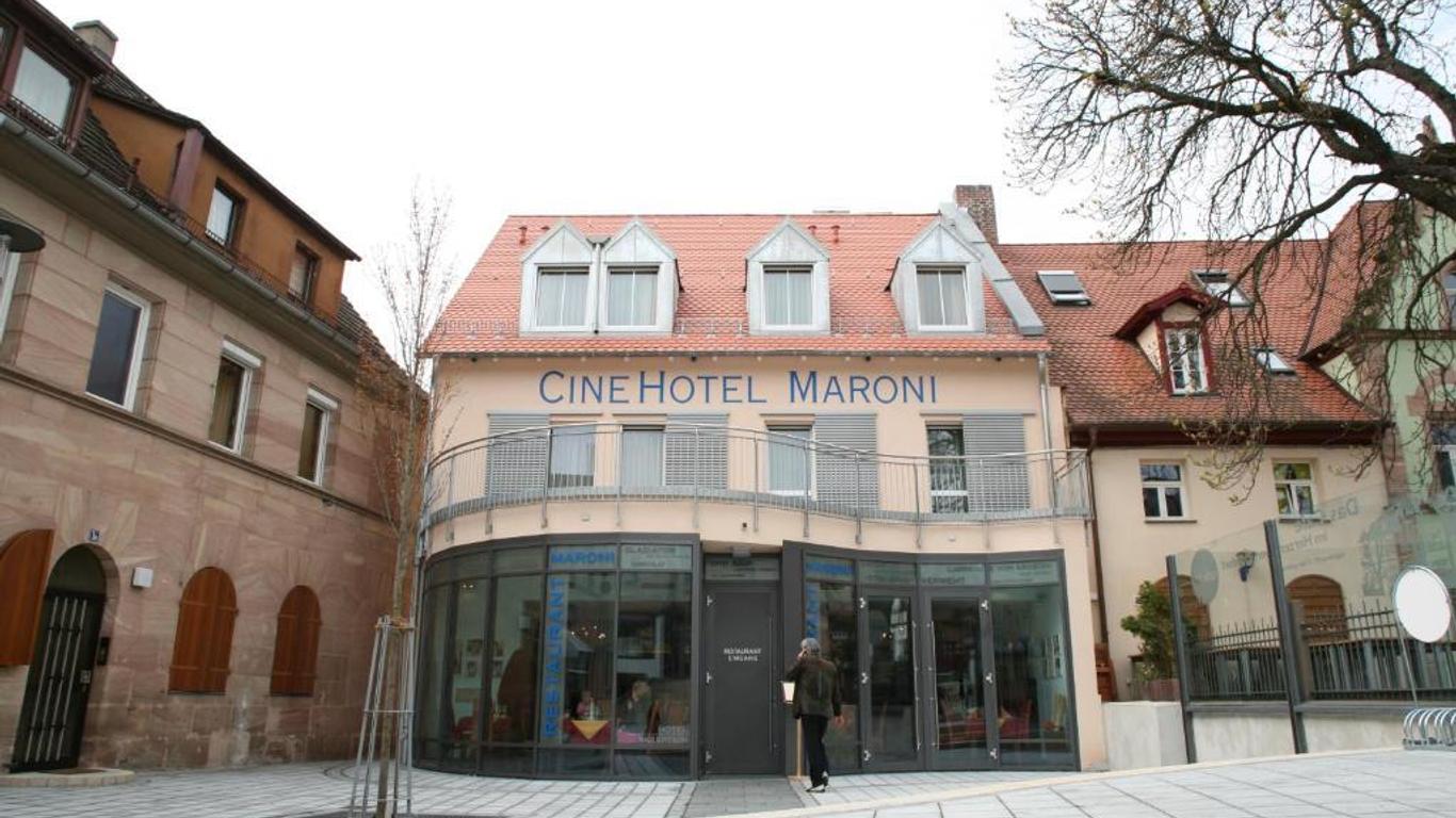 CineHotel Maroni