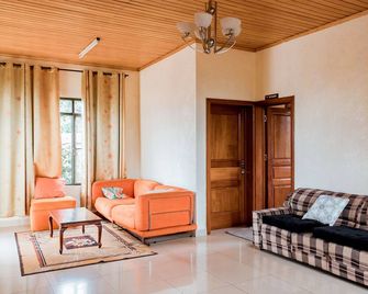 Nyumbani Cottages - Downtown - Kigali - Living room