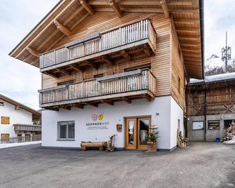 Seppnerhof Ferienwohnung Edelweiss - Moso in Passiria - Edificio