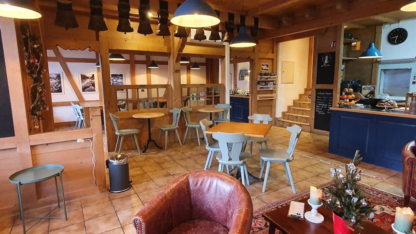 The Aarburg Hotel & Café