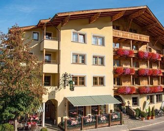 Hotel Rettenberg - Kolsass - Clădire