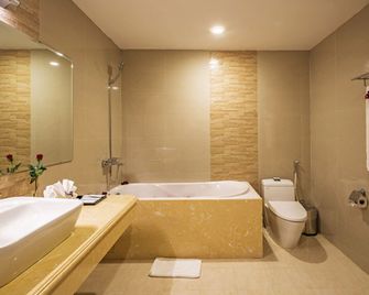 Lam Giang Hotel - Vinh City