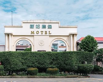 國妃鷹堡汽車旅館仁德館 - 台南市 - 建築