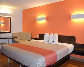 Motel 6 Kingsland - Kings Bay Naval Base - Kingsland - Bedroom