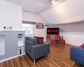 Dd Apartment 9 - Free Parking - Fast Wifi - Castle Donington - Living room