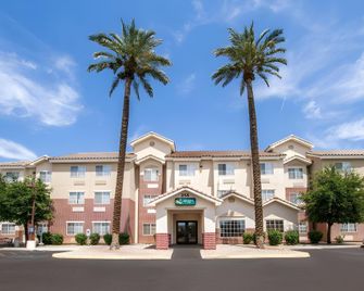 Quality Inn Chandler I-10 - Chandler - Building