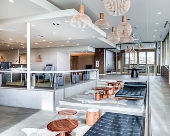 Heritage Inn Hotel & Convention Centre - Saskatoon - Saskatoon - Lobby