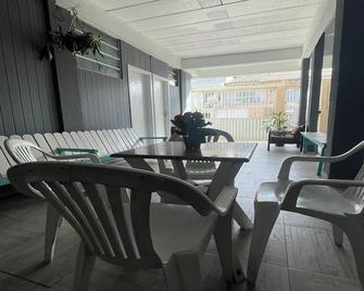 Hope Hostel Praia do Morro - Guarapari - Patio