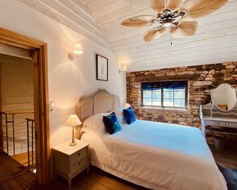 Pavillon Lavande - Sauveterre-la-Lémance - Chambre