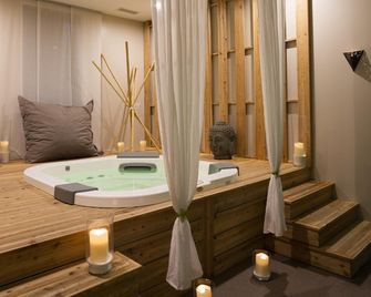 Logis L'Auberge de Larressingle - Condom - Spa