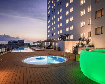 Novotel Okinawa Naha - Naha - Havuz
