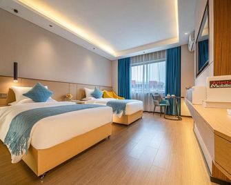 Yeste Hotel Liuzhou Wuxing Pedestrian Street Longtan Park - Liuzhou - Ložnice