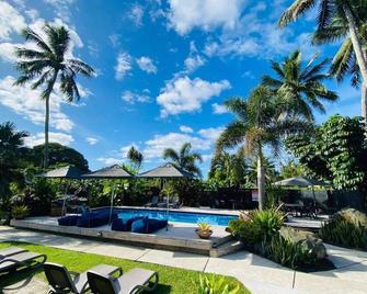 Muri Beachcomber - ราโรตองกา - สระว่ายน้ำ