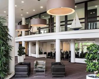 Westotel Life Nantes Carquefou Residence - Studio Classic 2 People - Carquefou - Recepción