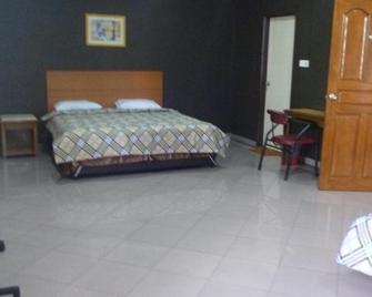 G Six Hotel - Sitiawan - Bedroom